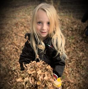 Meet your Posher, Dana